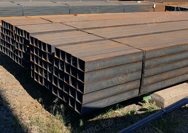 Square shaped tubes production
